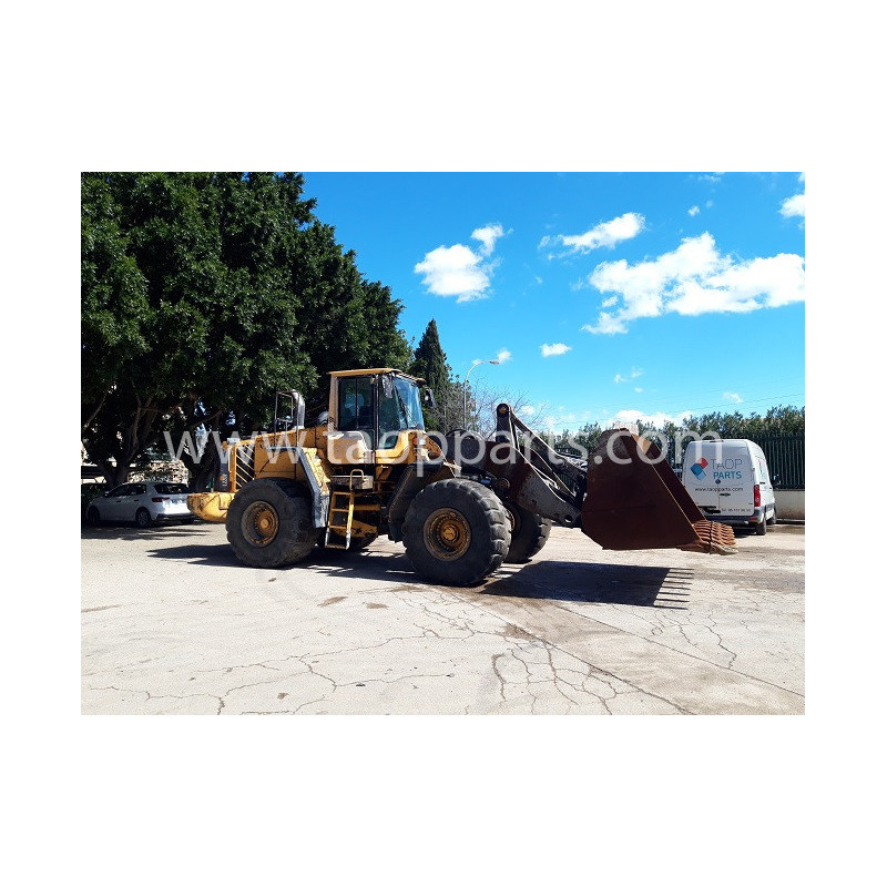 Pale gommate Volvo L220F...