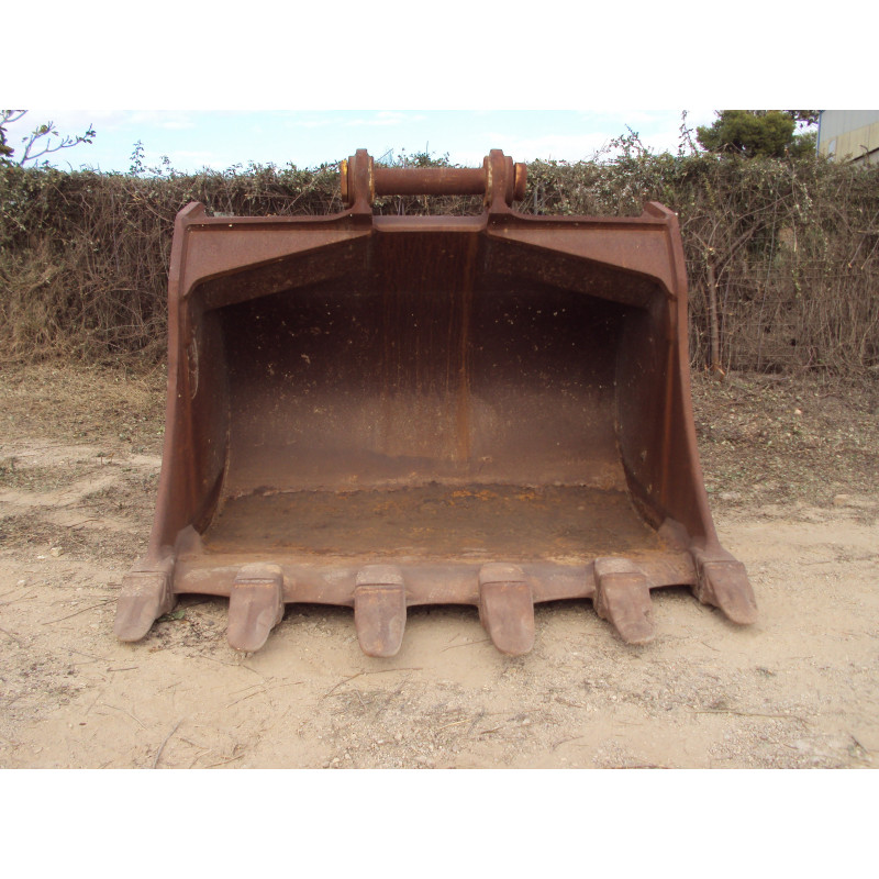 CAZO KOMATSU EXCAV. PC800-8 CAZO KOMATSU EXCAV. PC800-8