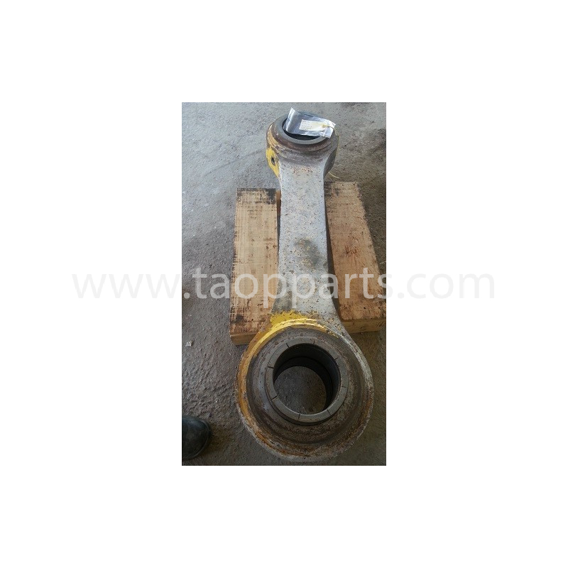 used Komatsu Bucket link...