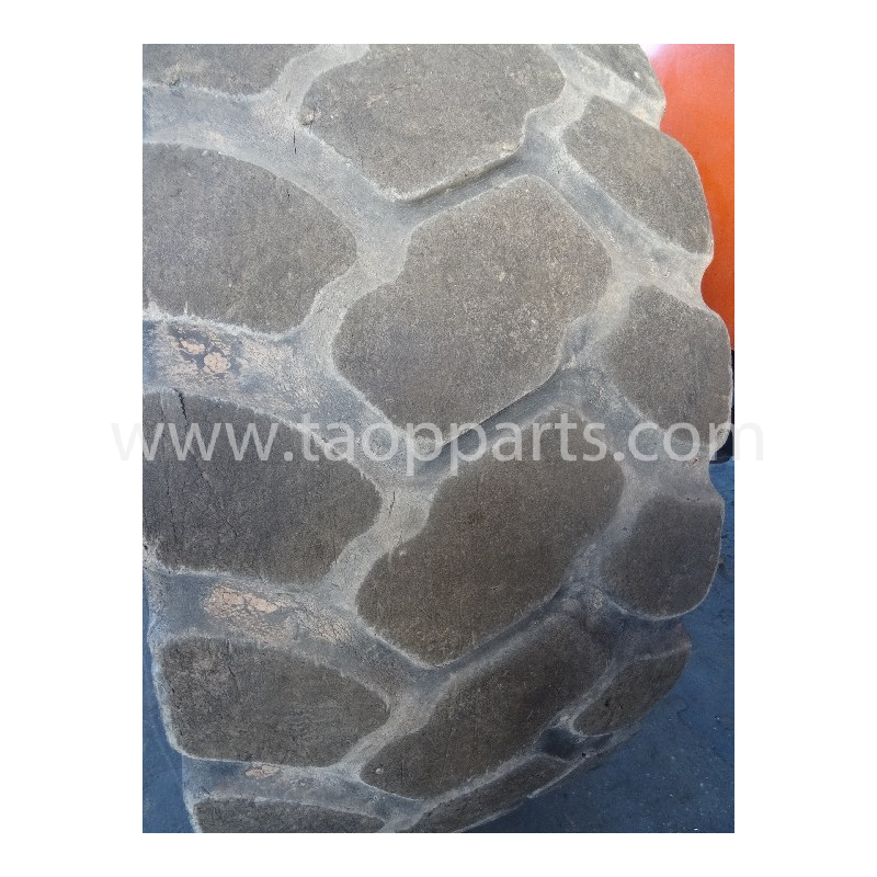 GOODYEAR Radial tyres 26.5... GOODYEAR Radial tyres 26.5...