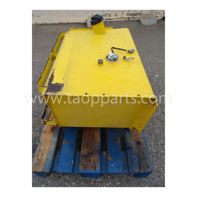 Reservoir carburant Komatsu...