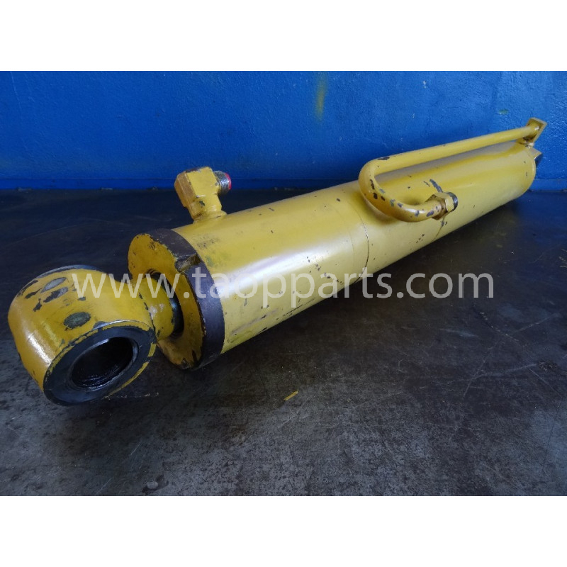Komatsu Arm Cylinder...