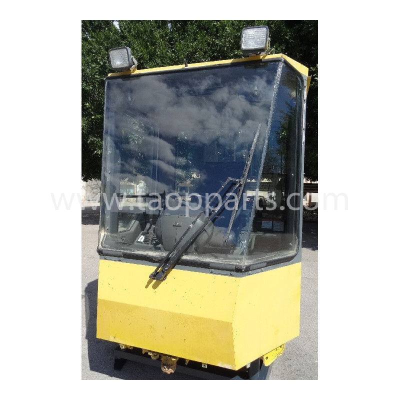 Cabina Komatsu 426-56-21031... Cabina Komatsu 426-56-21031...