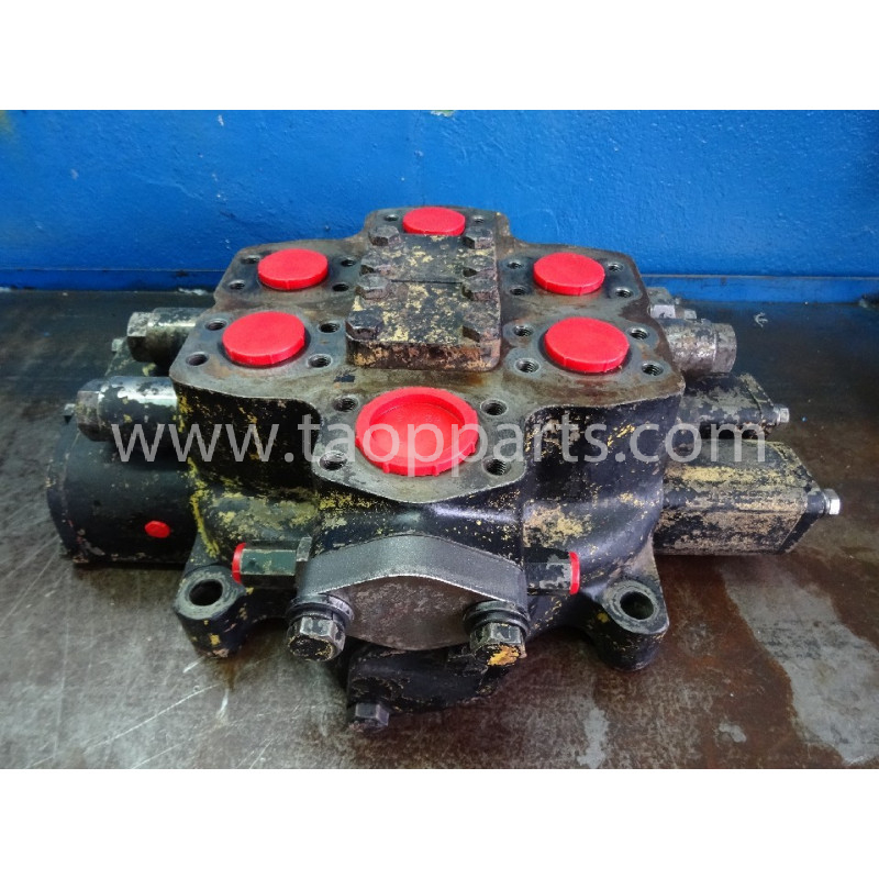 Komatsu Main valve...