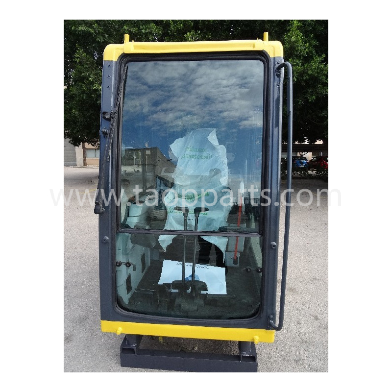 used Komatsu Cab... used Komatsu Cab...