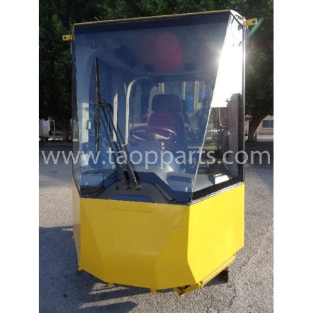 Cabina Komatsu 425-926-3415... Cabina Komatsu 425-926-3415...