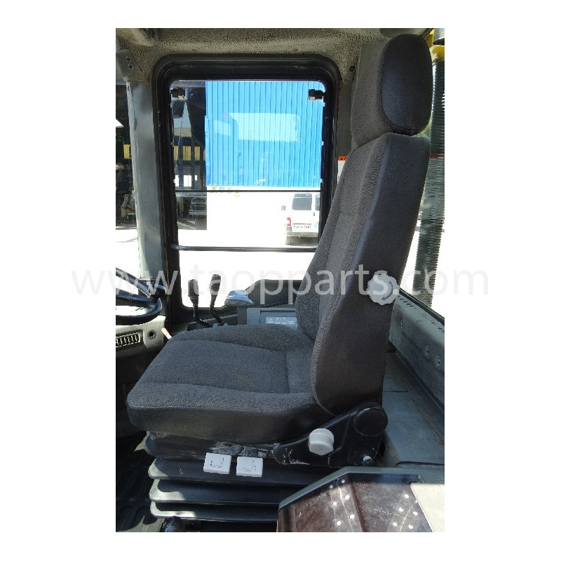 Komatsu Driver seat... Komatsu Driver seat...