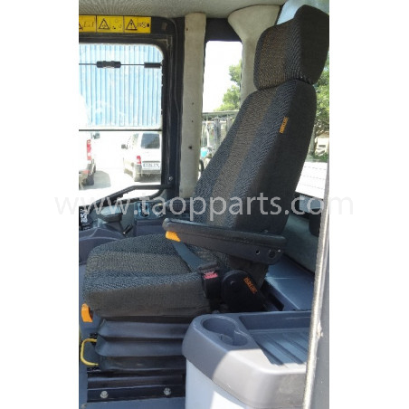 Asiento de conductor usado... Asiento de conductor usado...