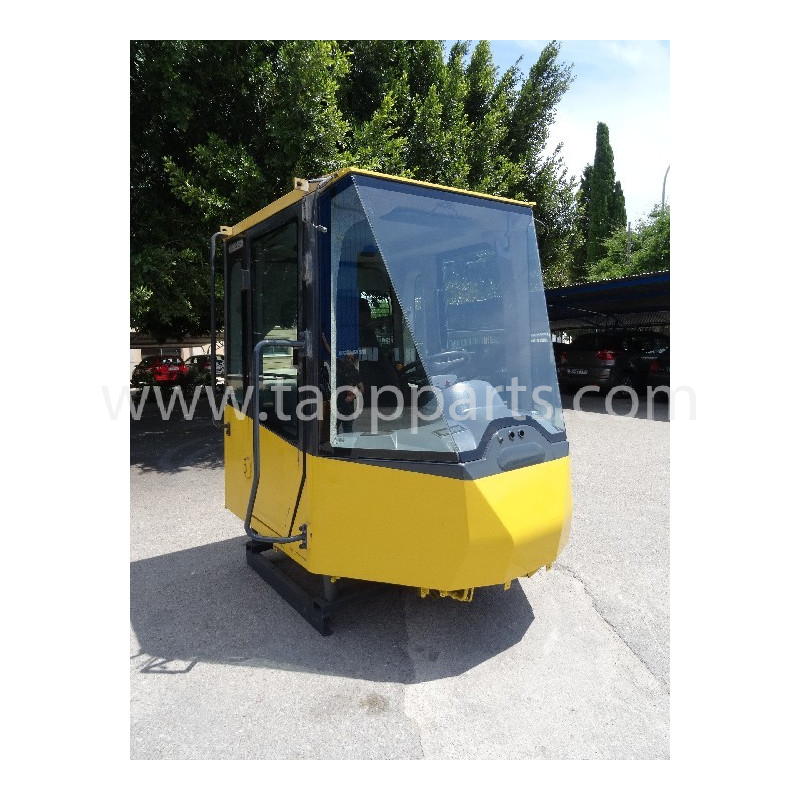 Komatsu Cab 423-56-H3602...
