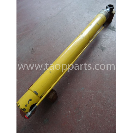 used Komatsu cylinder...