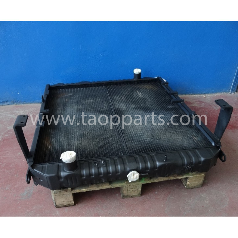 Radiator Komatsu... Radiator Komatsu...