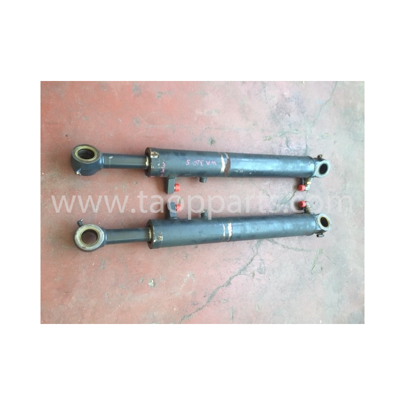 Vérin de direction...