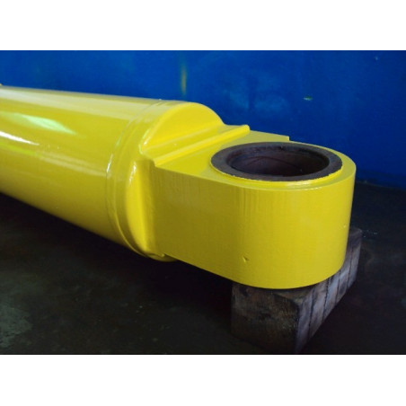 Komatsu BUCKET CYLINDER...