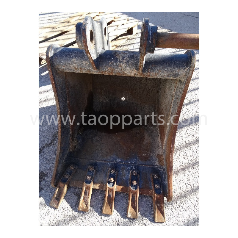 Godets d'occasion Komatsu... Godets d'occasion Komatsu...