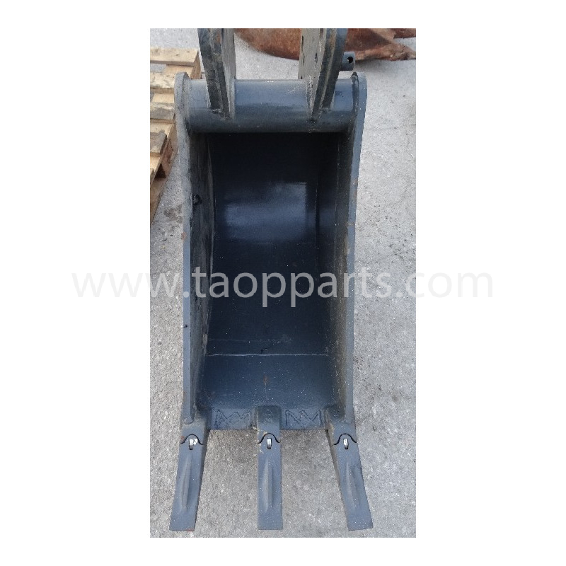 Godets nouveau Komatsu... Godets nouveau Komatsu...