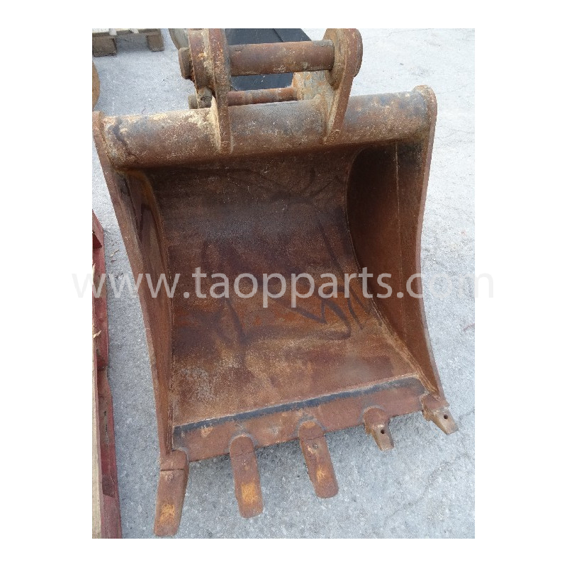 used Komatsu Bucket...
