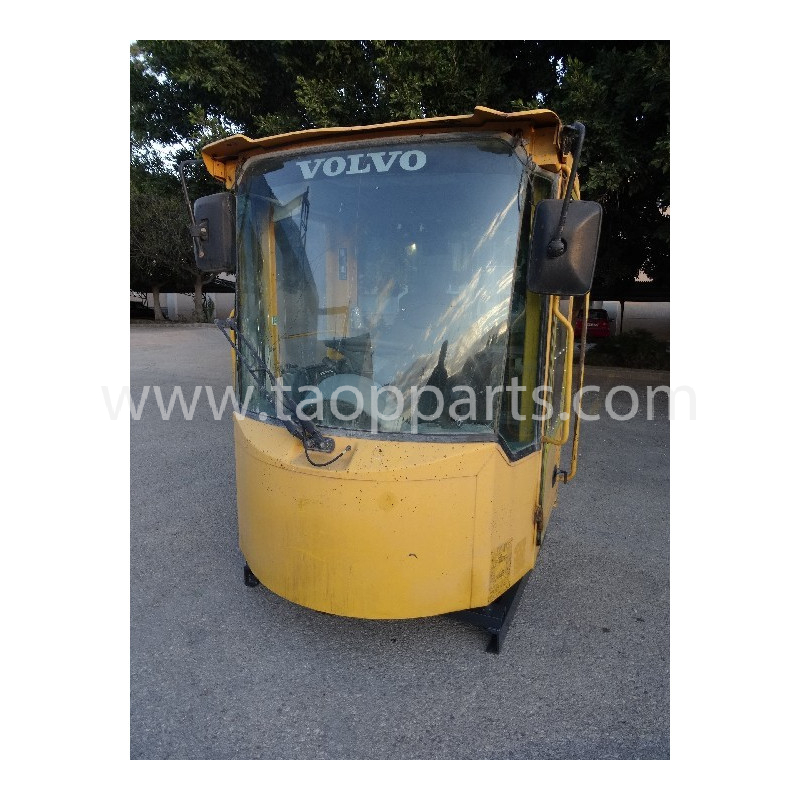 Cabina Volvo 33813 pentru...
