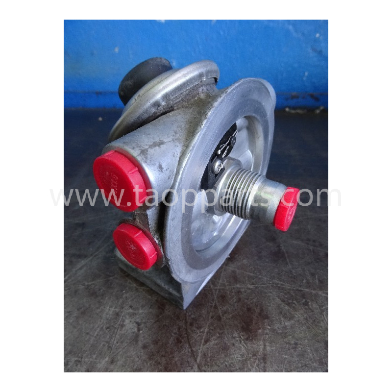 used Volvo Pump priming... used Volvo Pump priming...