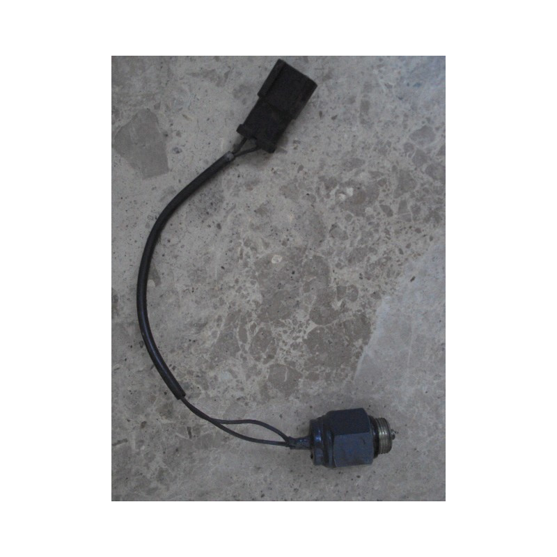 Sensor Komatsu 421-06-21980... Sensor Komatsu 421-06-21980...