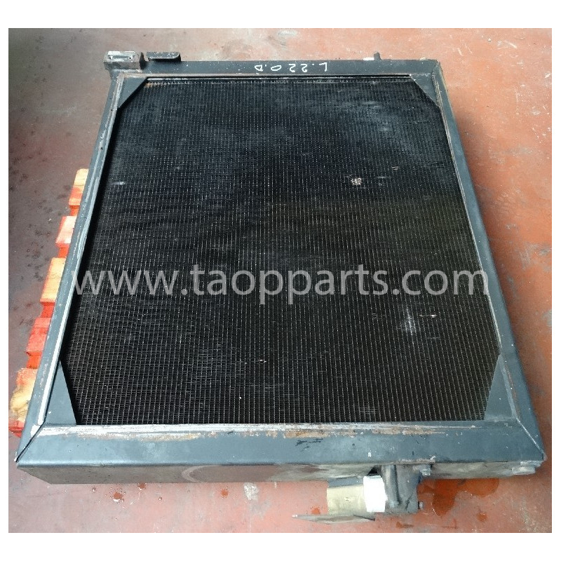 Radiator Volvo 11110144... Radiator Volvo 11110144...