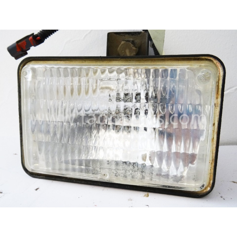 Feu Komatsu 20Y-06-K2760... Feu Komatsu 20Y-06-K2760...