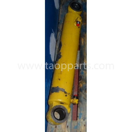 used Lift cylinder...