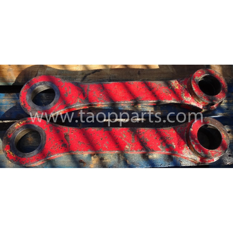 used Komatsu Bucket link... used Komatsu Bucket link...