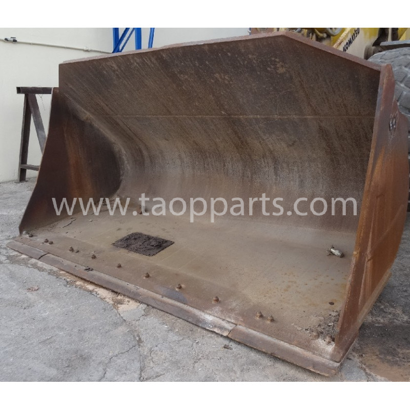 used Komatsu Bucket... used Komatsu Bucket...