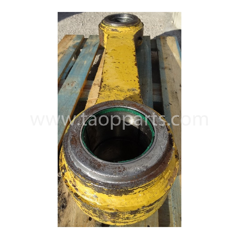 Komatsu Bucket link...