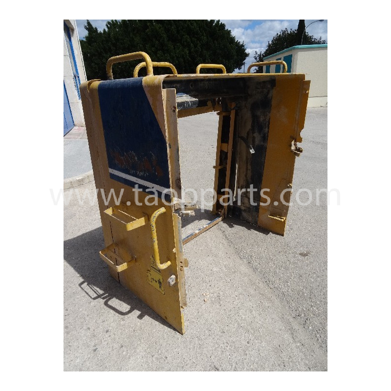 housing frame 426-54-11625...