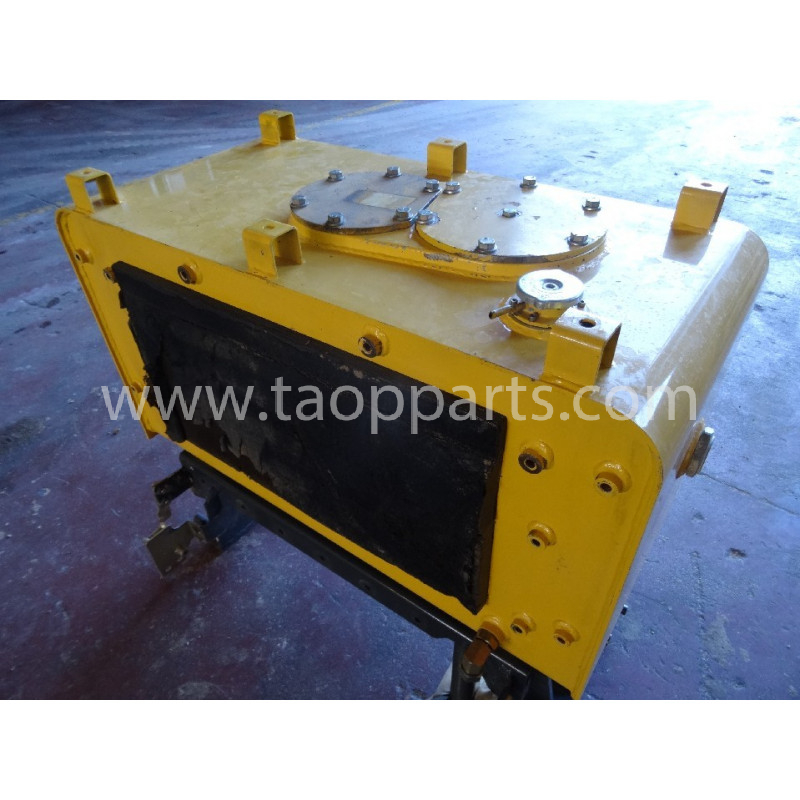 used Komatsu Tank...