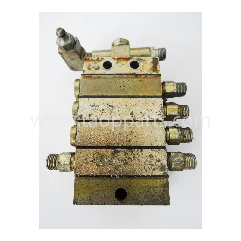 Komatsu Main valve...