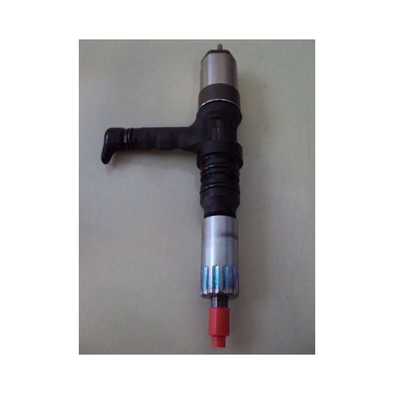 Injector 6218-11-3101...