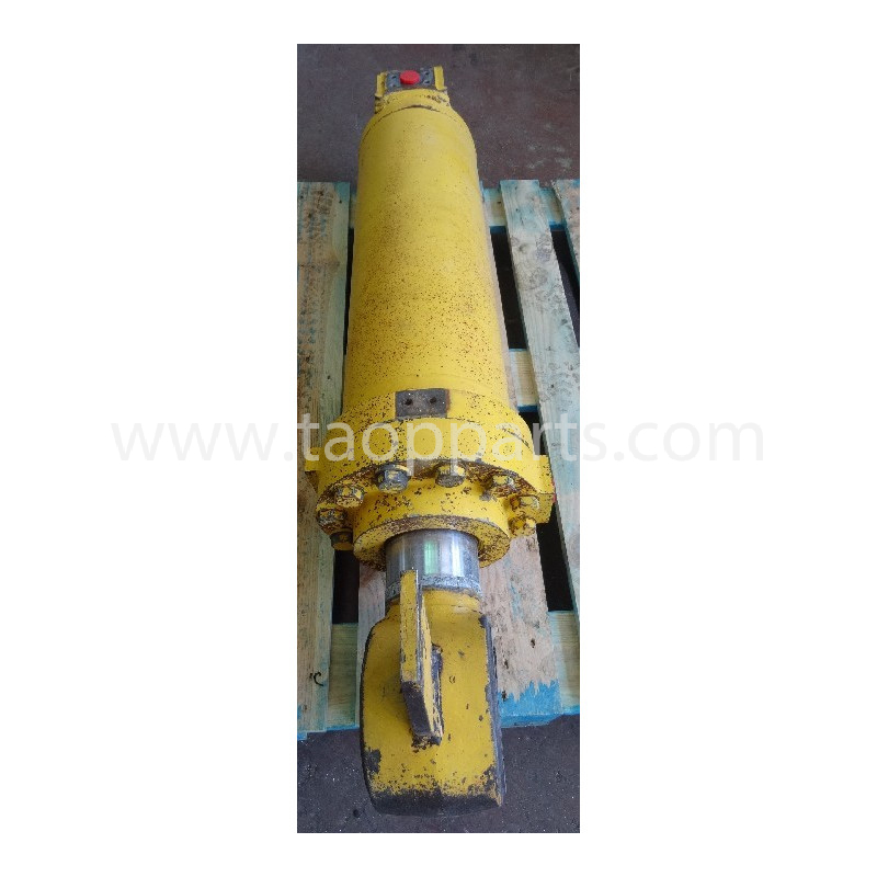 Komatsu BUCKET CYLINDER... Komatsu BUCKET CYLINDER...