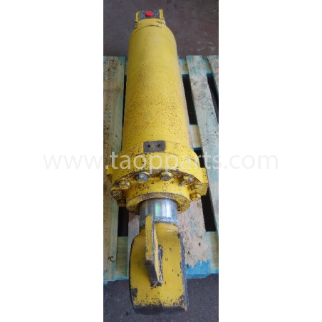 Komatsu BUCKET CYLINDER...