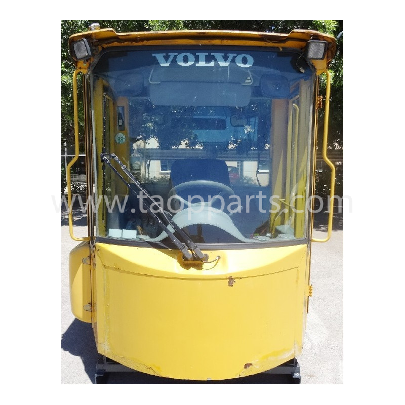 Cabine Volvo 33357 pour... Cabine Volvo 33357 pour...