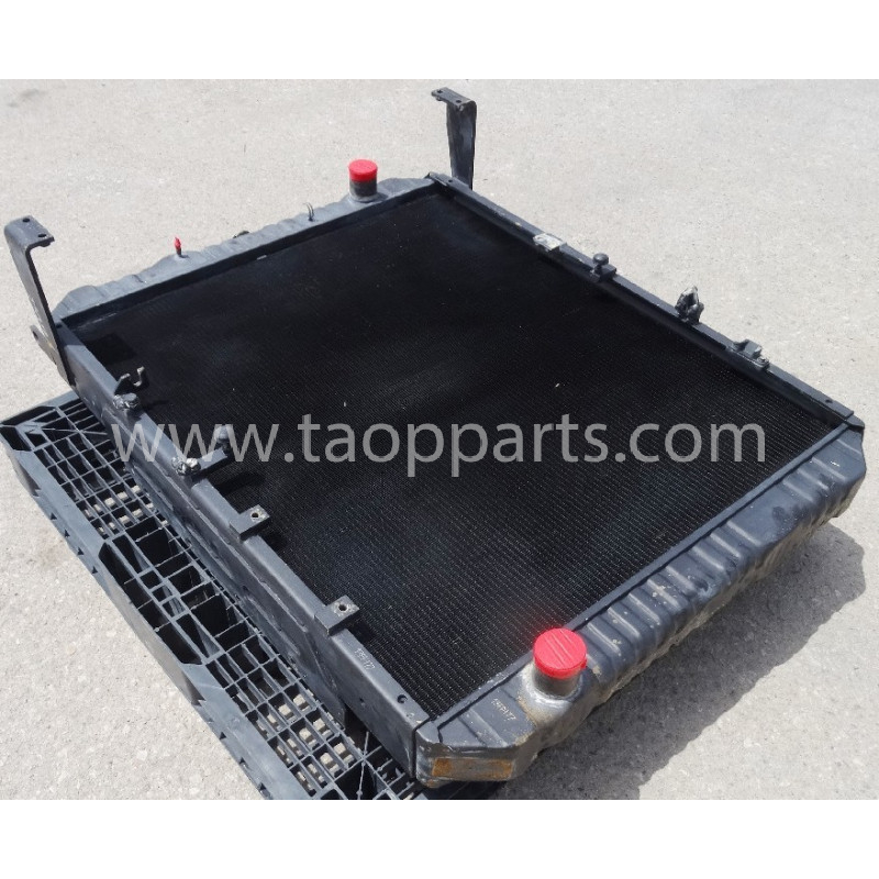 Radiator Komatsu... Radiator Komatsu...