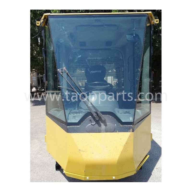 Komatsu Cab 423-56-H3600... Komatsu Cab 423-56-H3600...
