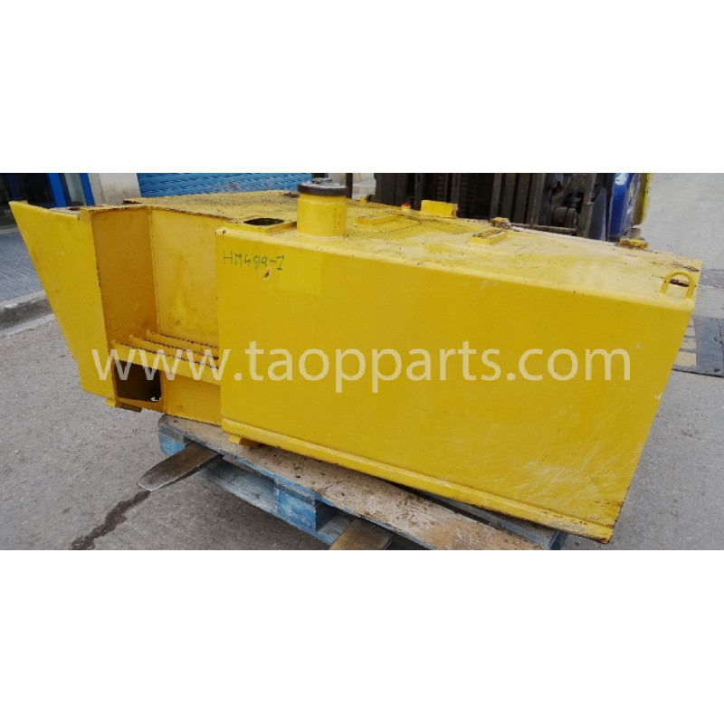 Serbatoio combustibile... Serbatoio combustibile...