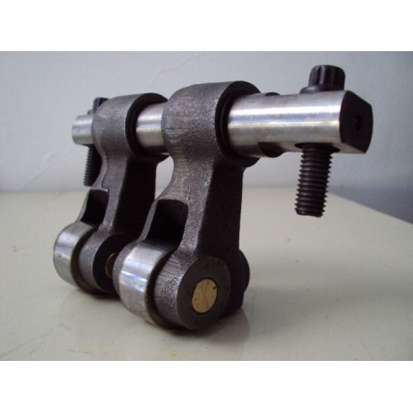 Komatsu Cam-follower...