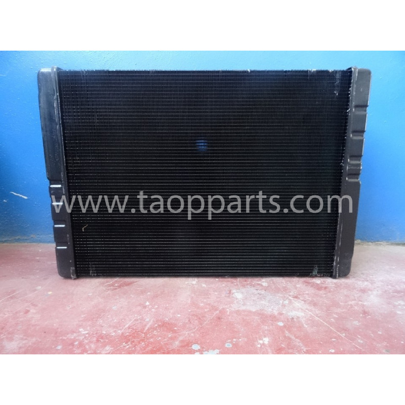 Radiator 11110477 pentru... Radiator 11110477 pentru...