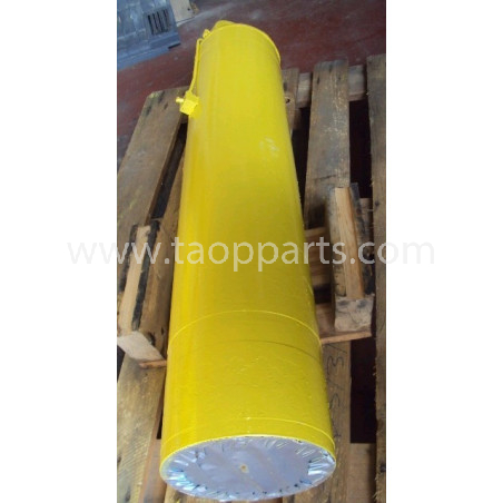 Komatsu Hoist Cylinder...