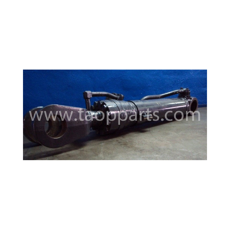 used Steering cylinder...