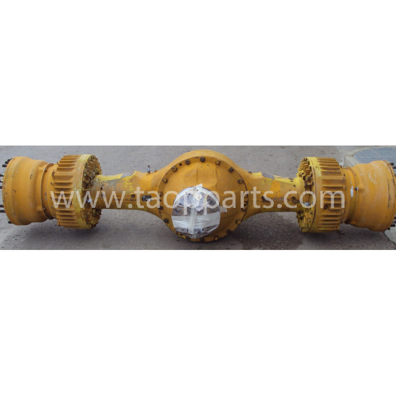 Komatsu Axle 426-23-10005... Komatsu Axle 426-23-10005...