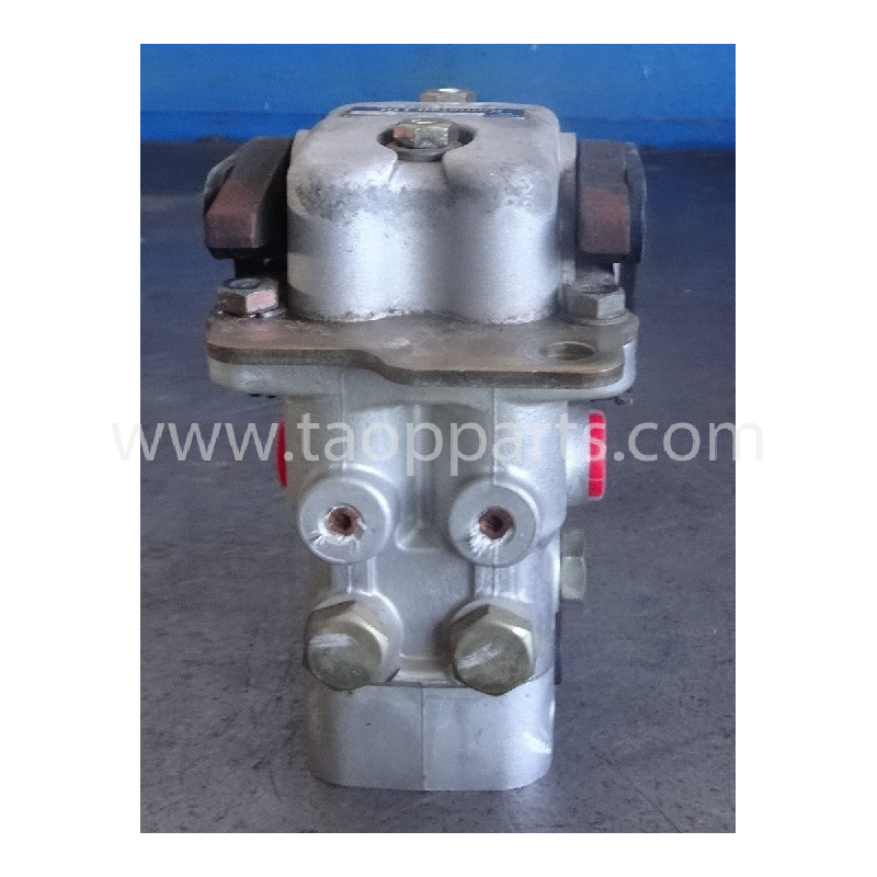 Valvola usata Komatsu... Valvola usata Komatsu...