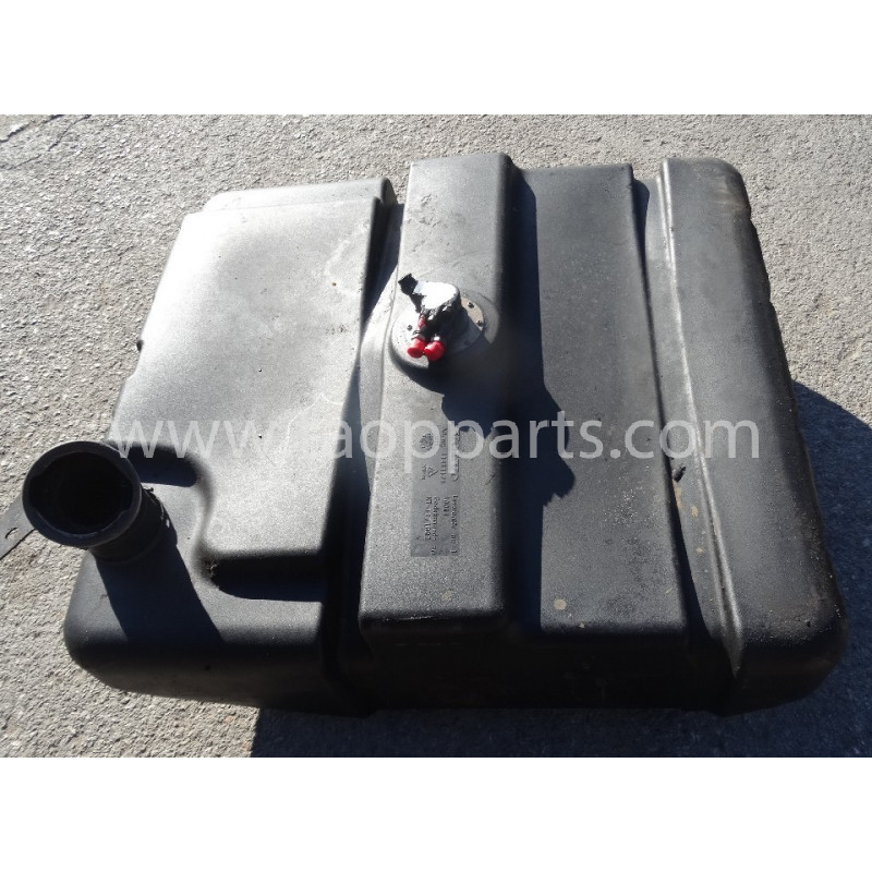 Serbatoio combustibile... Serbatoio combustibile...