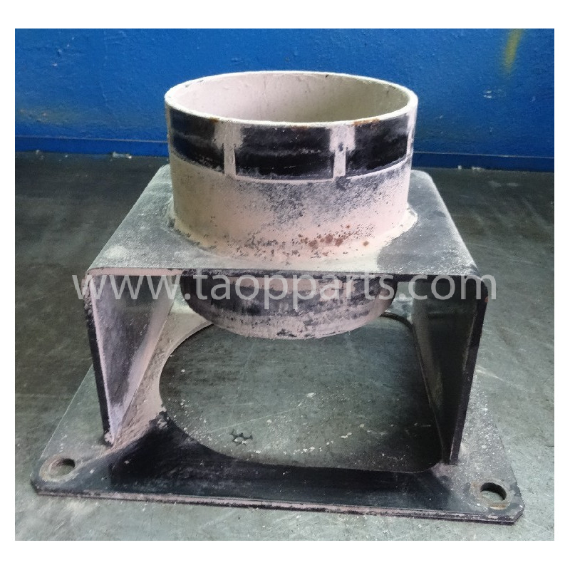 used Komatsu Precleaner...