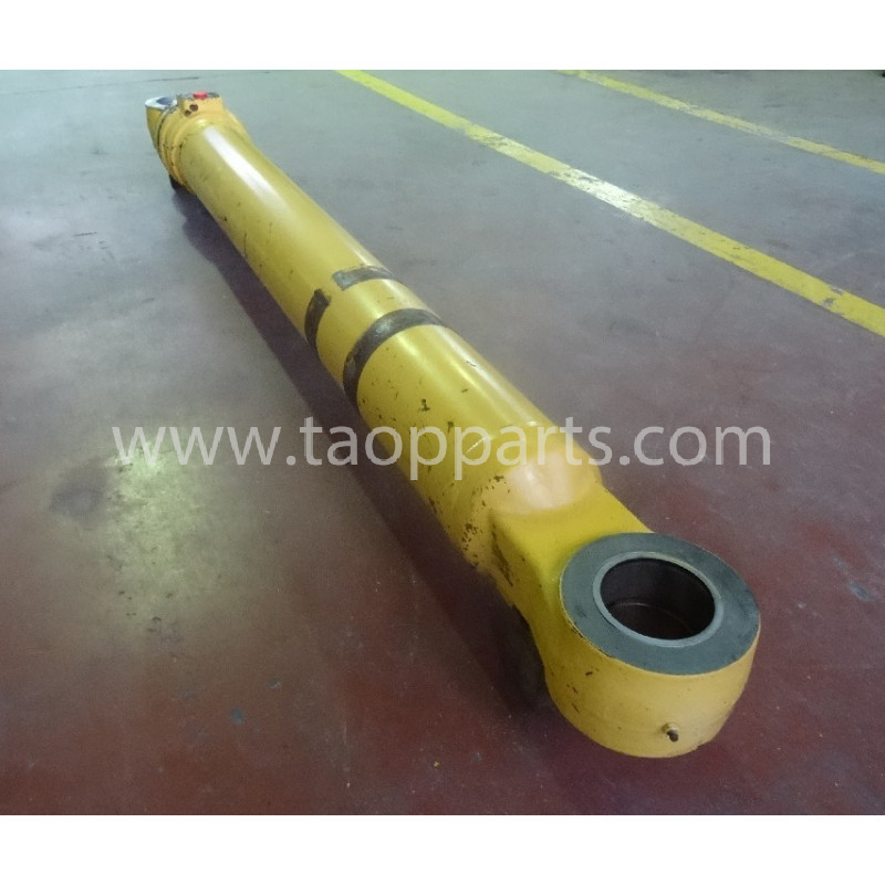 used Komatsu cylinder... used Komatsu cylinder...
