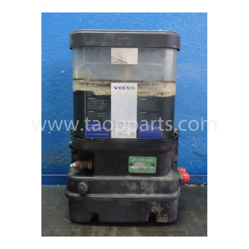 used Volvo Grease pump...