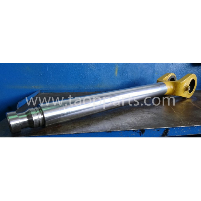 used Komatsu Cylinder rod...